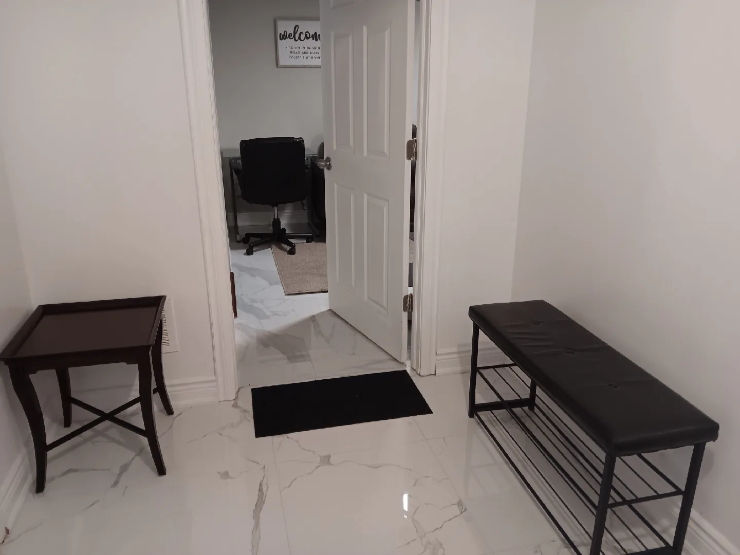 Private Basement Near Pearson Airport & Humber thumbnail