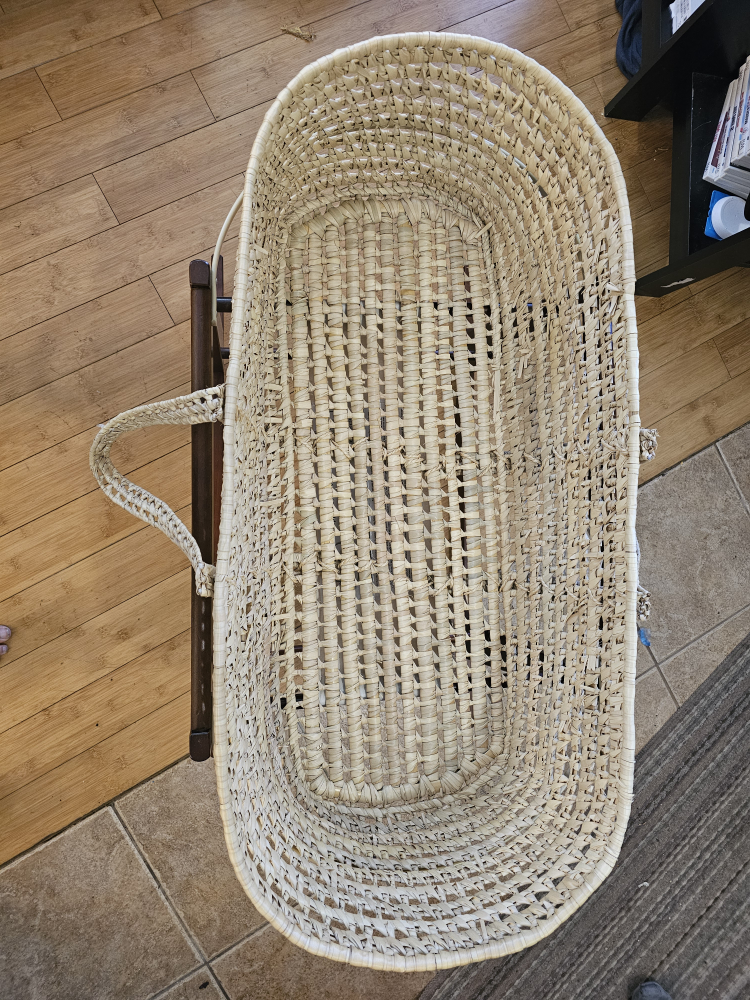 Jolly Jumper Moses Basket with Rocking Stand - photo 2