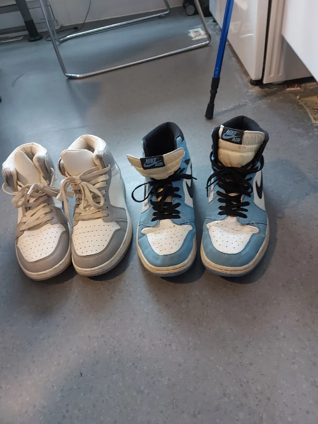 ***TWO PAIRS OF RUNNING SHOES *** image indicator(3)