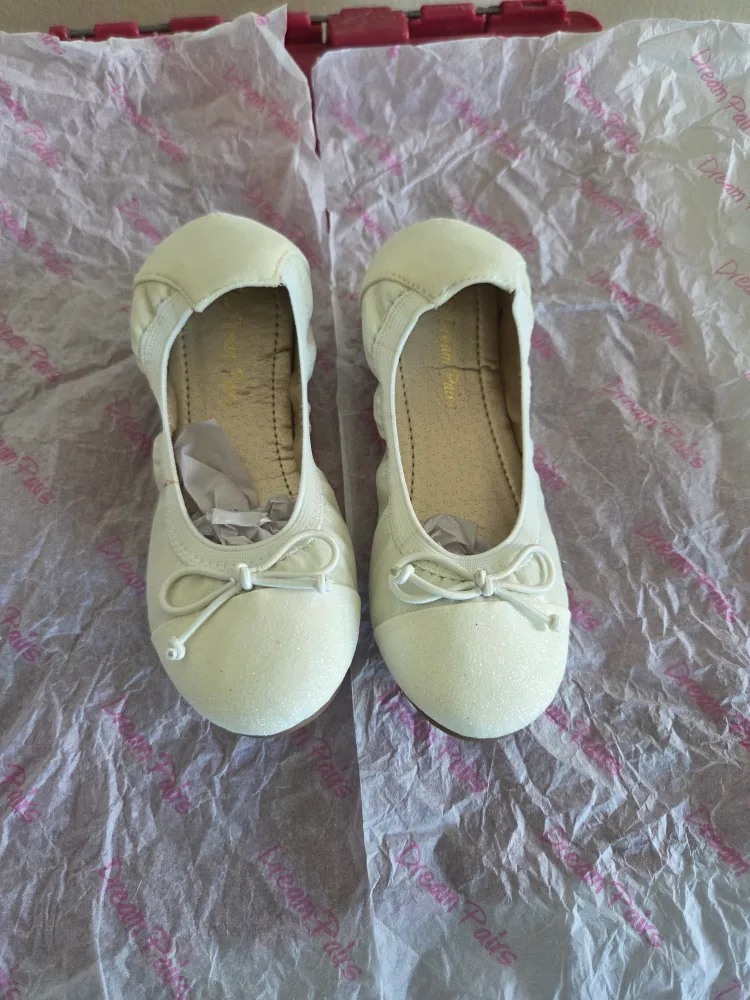 Dream Pairs White Ballet Flats - Size 12 thumbnail