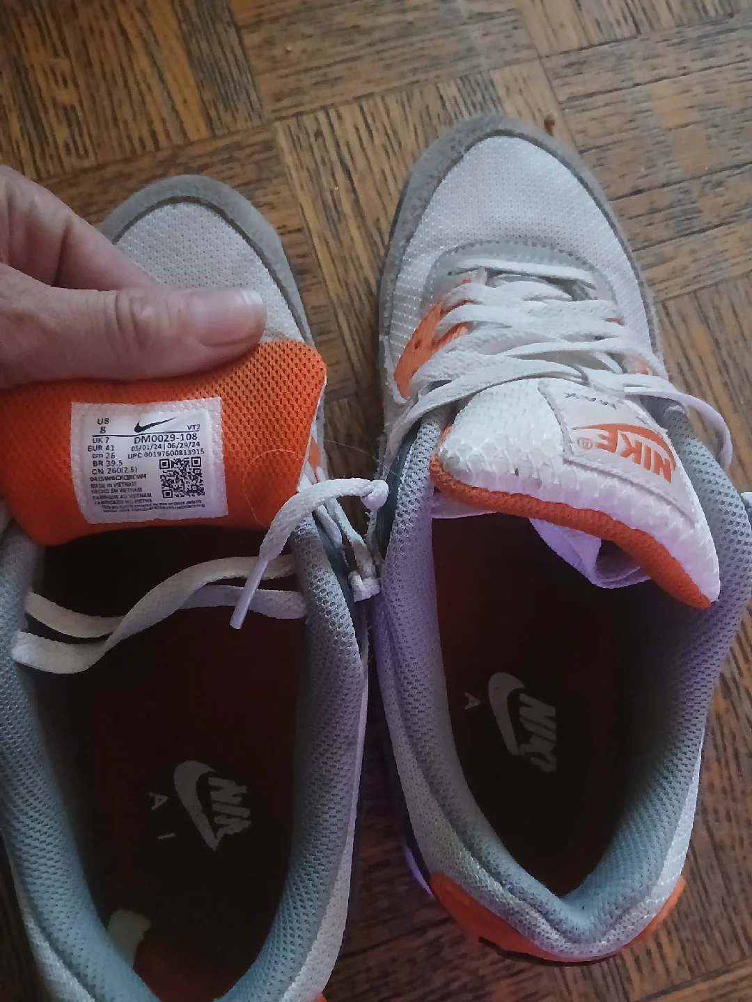 Nike Air Max 90, US 8 image indicator(3)