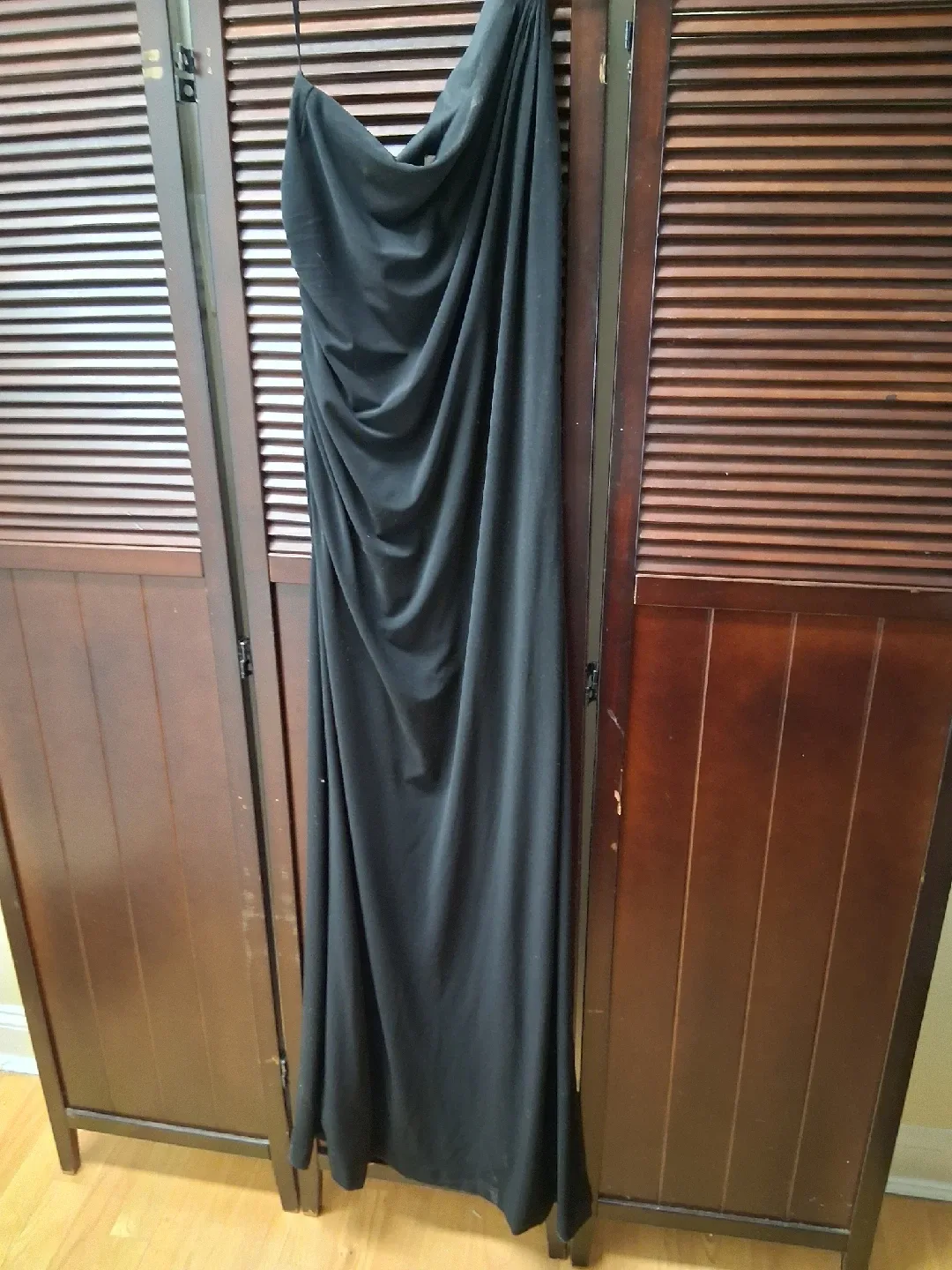 Black One-Shoulder Dress Cache image indicator(6)