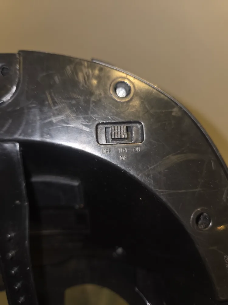 Darth Vader Voice Changing Mask image indicator(3)