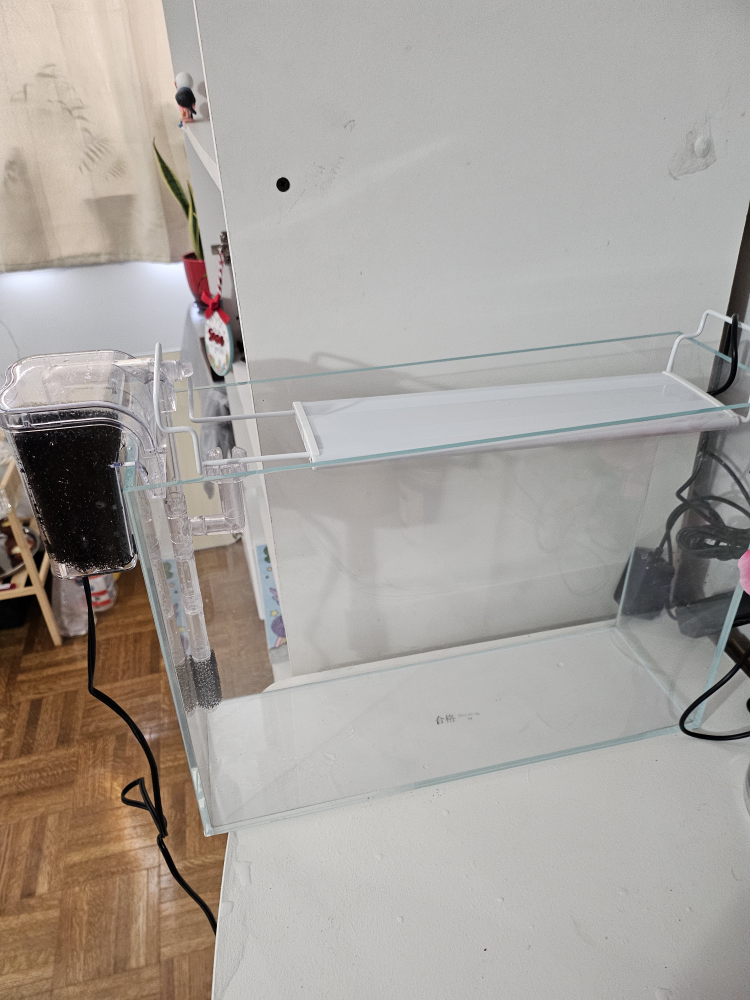 Aquarium Tank with Filter and led lights - photo 4