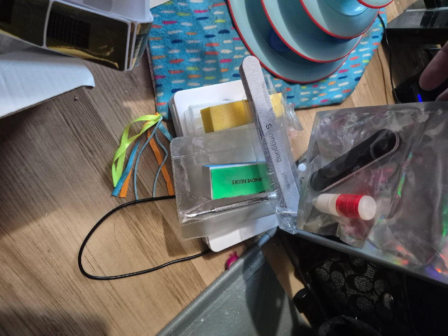 Nail Art Kit with Drill, Acrylics, and Accessories image indicator(7)