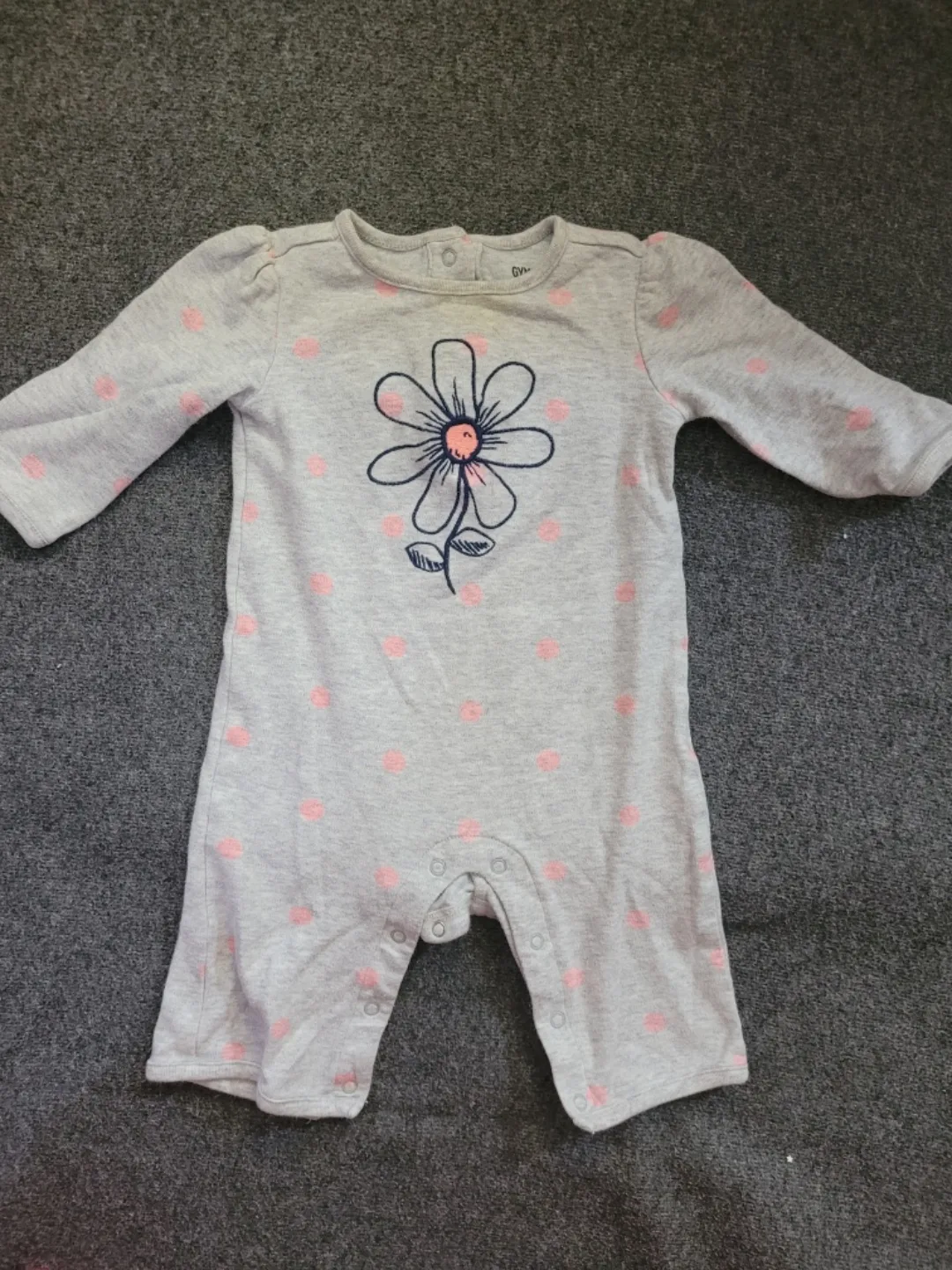 Baby Rompers: Old Navy, Gymboree, Jumping Beans (3-6M) image indicator(5)