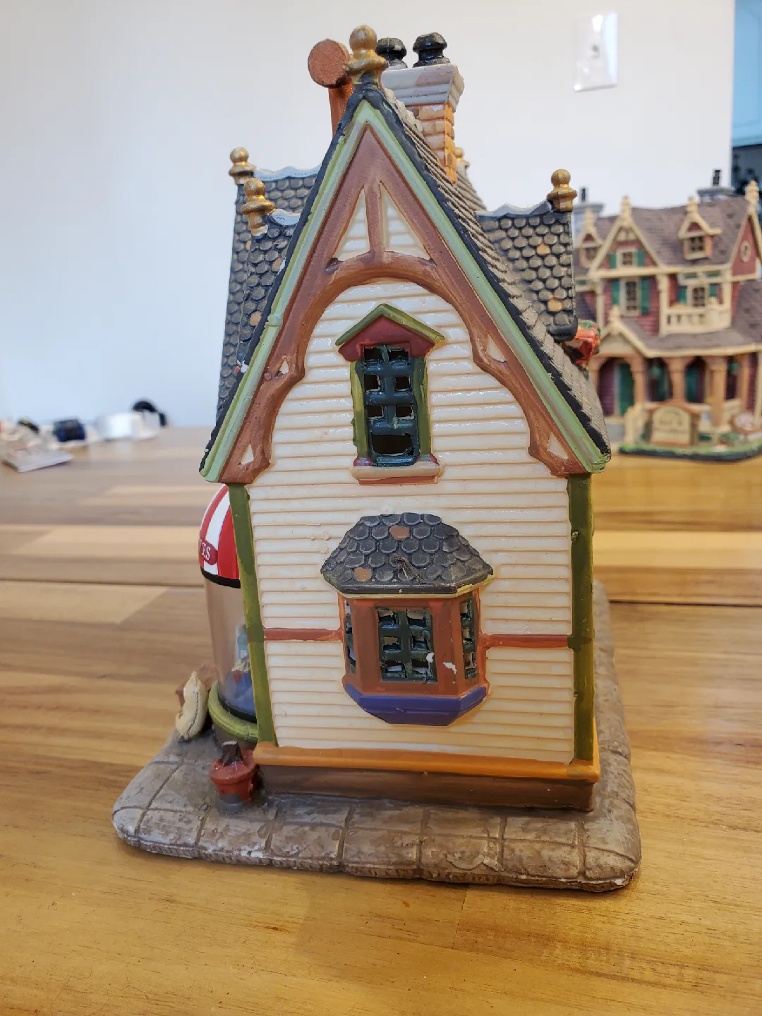 Mr. Joy Bakery Decorative House image indicator(2)