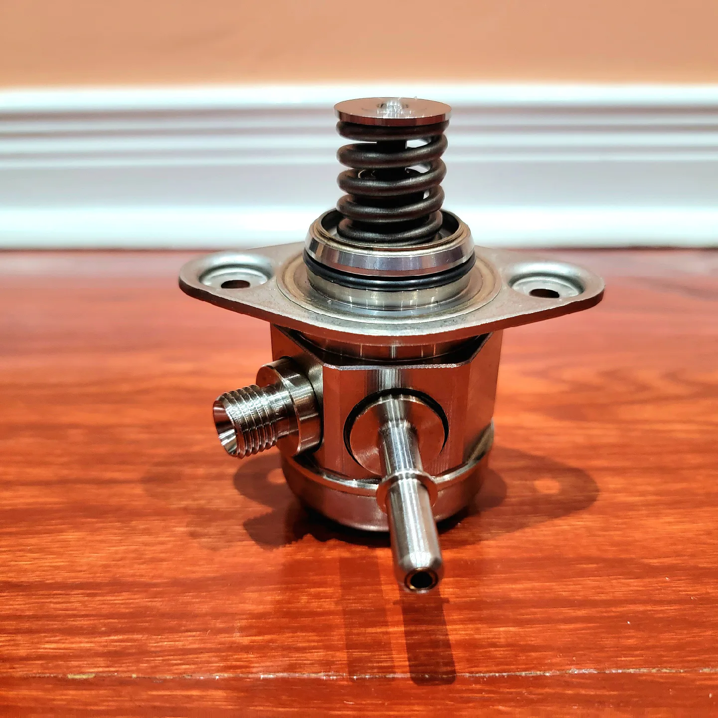 DrCax High Pressure Fuel Pump AG9Z-9350-B image indicator(8)