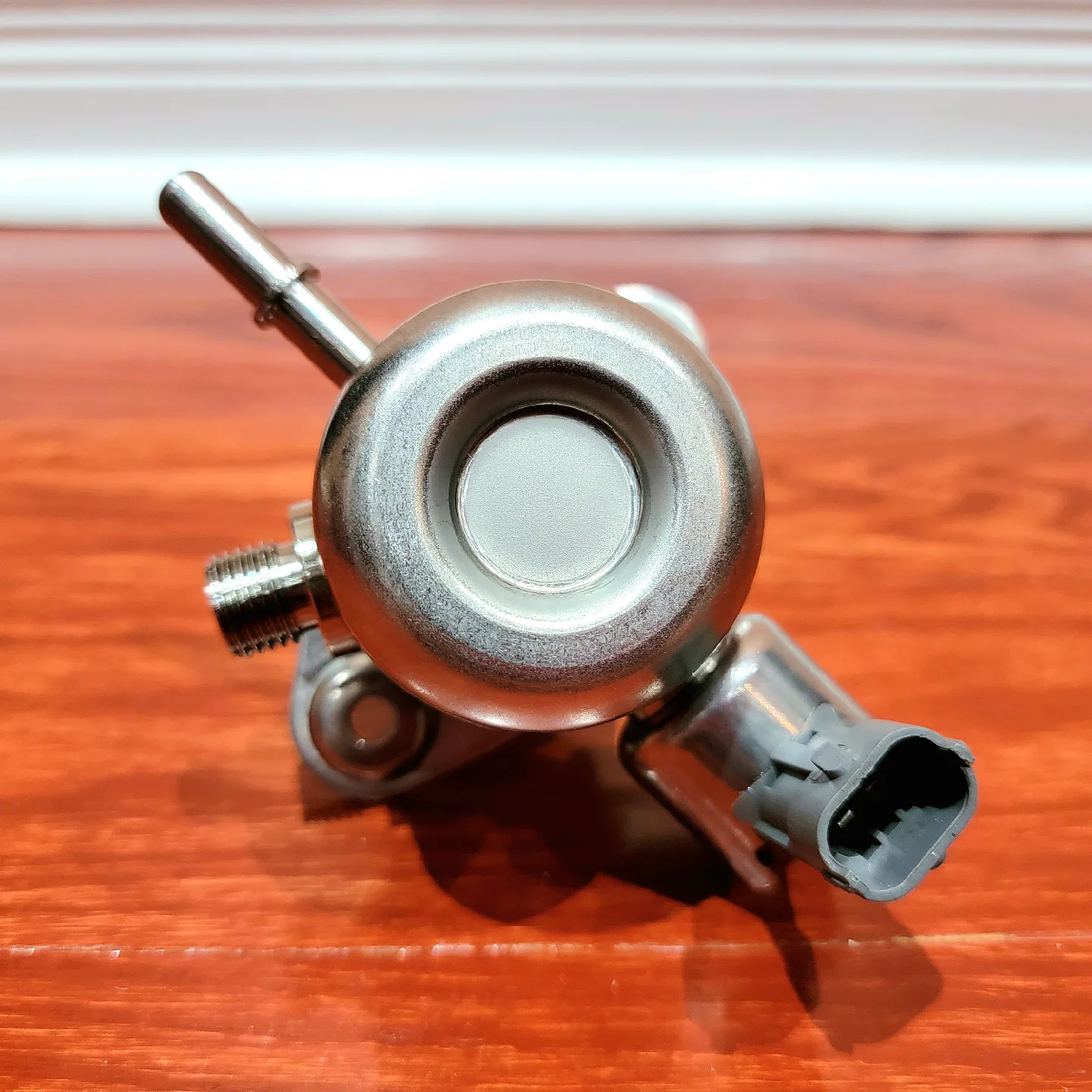 DrCax High Pressure Fuel Pump AG9Z-9350-B image indicator(9)