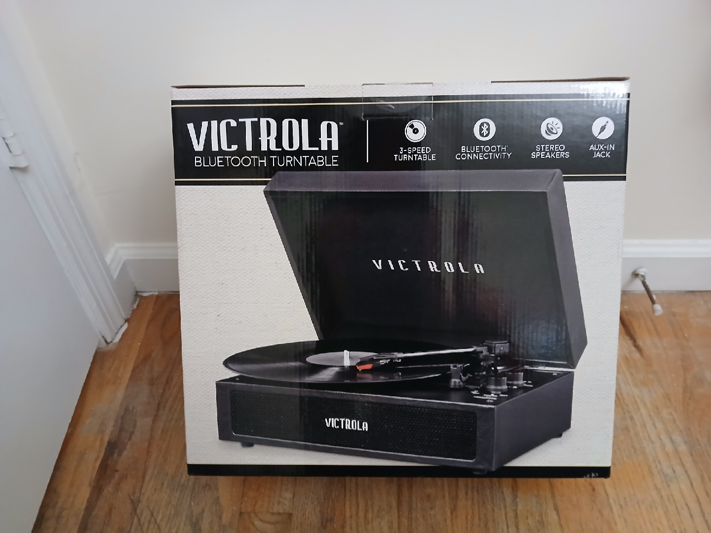 Victrola Bluetooth Turntable - NEW in Box!