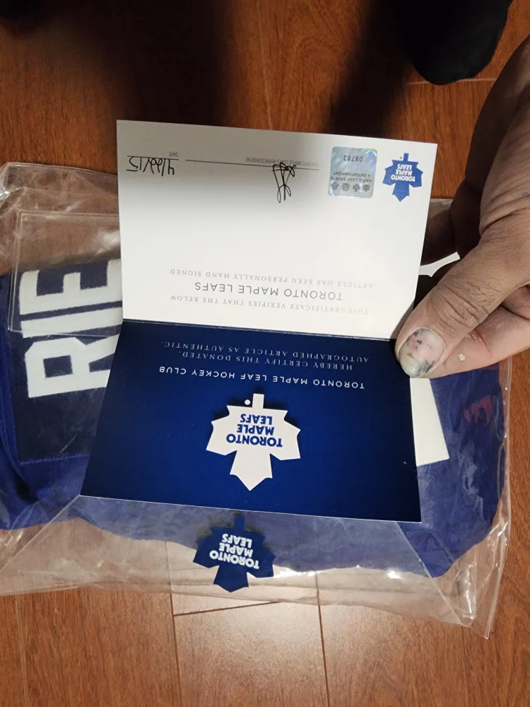 Signed Morgan Rielly jersey image indicator(2)