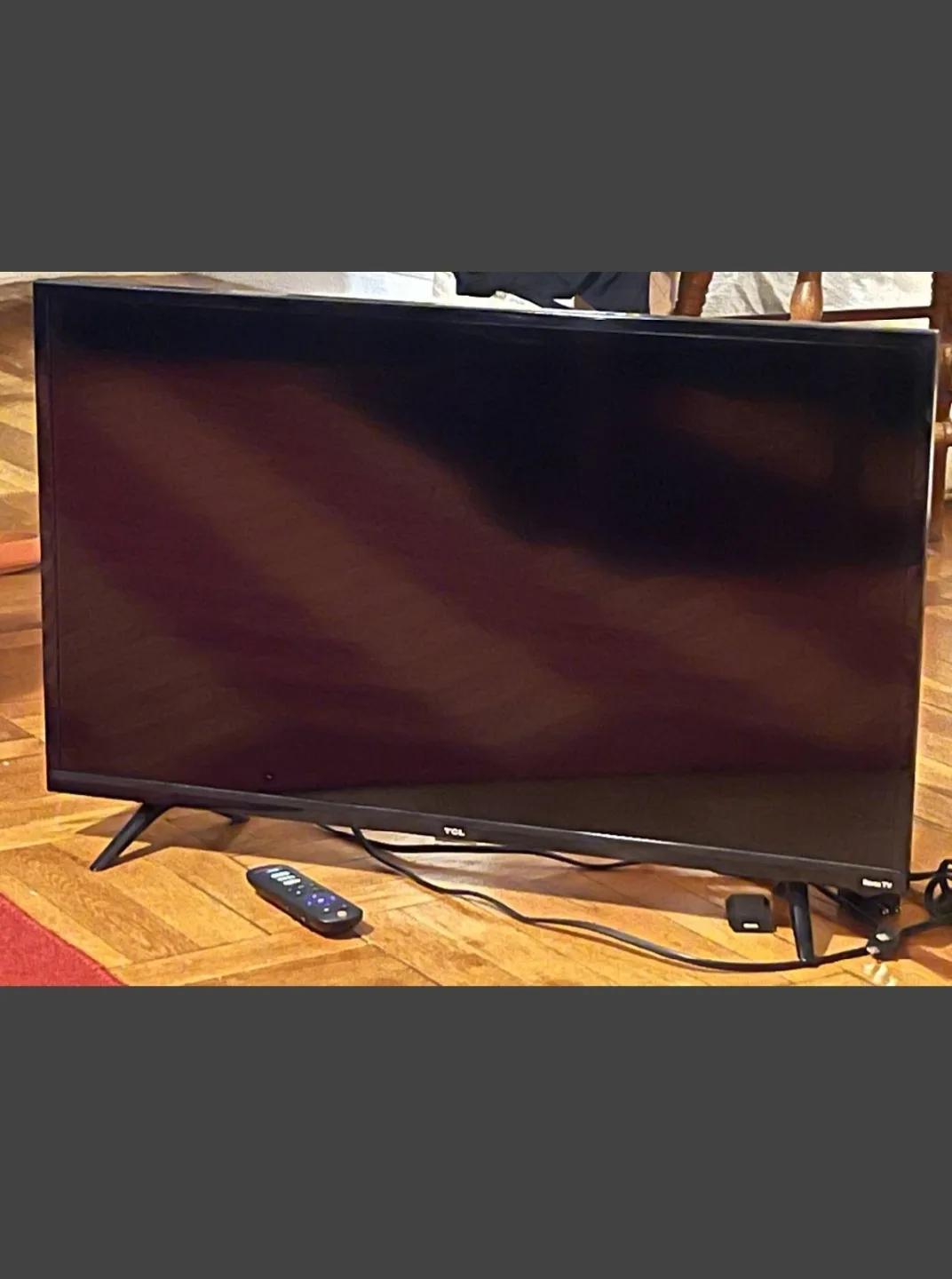 (Free Delivery) TCL TV 32 Inch 720p Roku Smart LED TV (2019) image indicator(2)