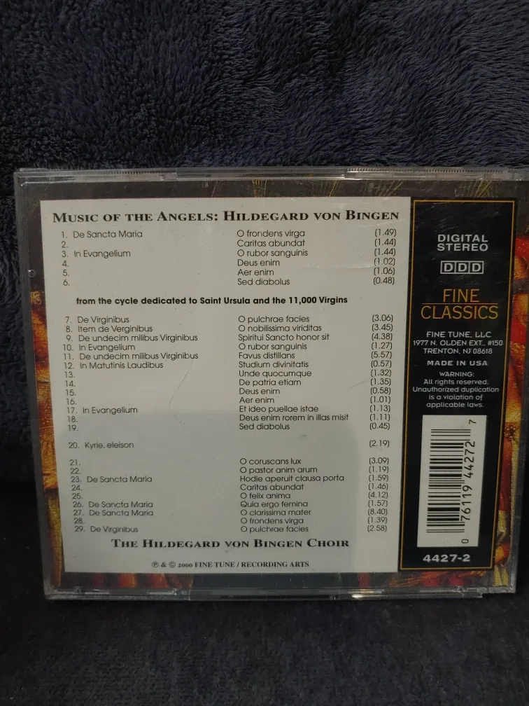 Music of the Angels: Hildegard Von Bingen CD image indicator(2)