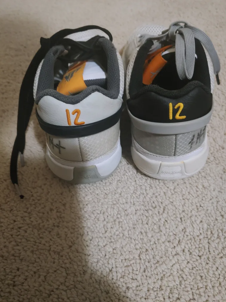 Nike Everyday Hustle White/Grey Sneakers image indicator(3)