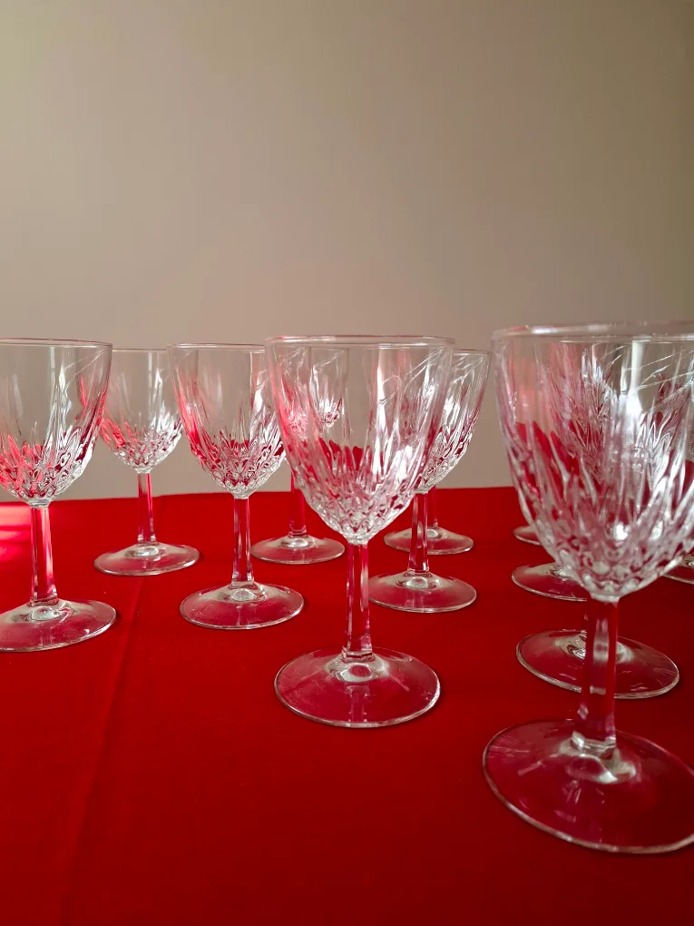Wine Glasses - Set of 12 thumbnail