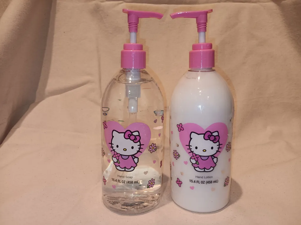 Hello Kitty Hand Soap and Lotion Set thumbnail