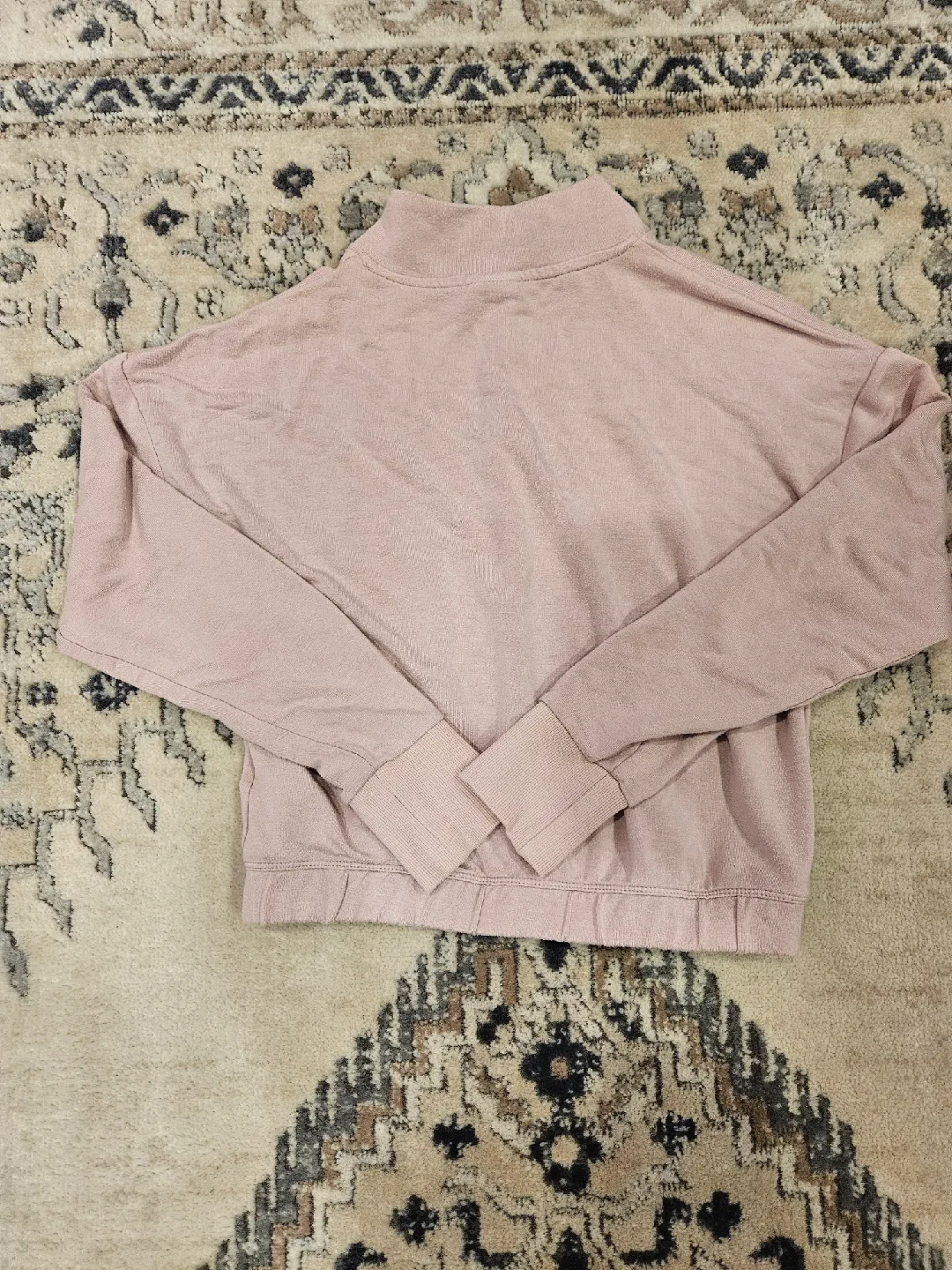 Gymshark Pullover - Size M - Light Pink image indicator(2)