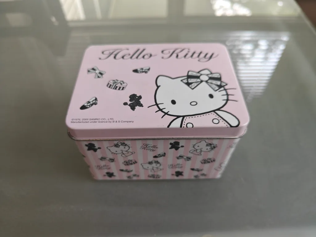 Hello Kitty Mini Music Box 💖🧡 image indicator(2)