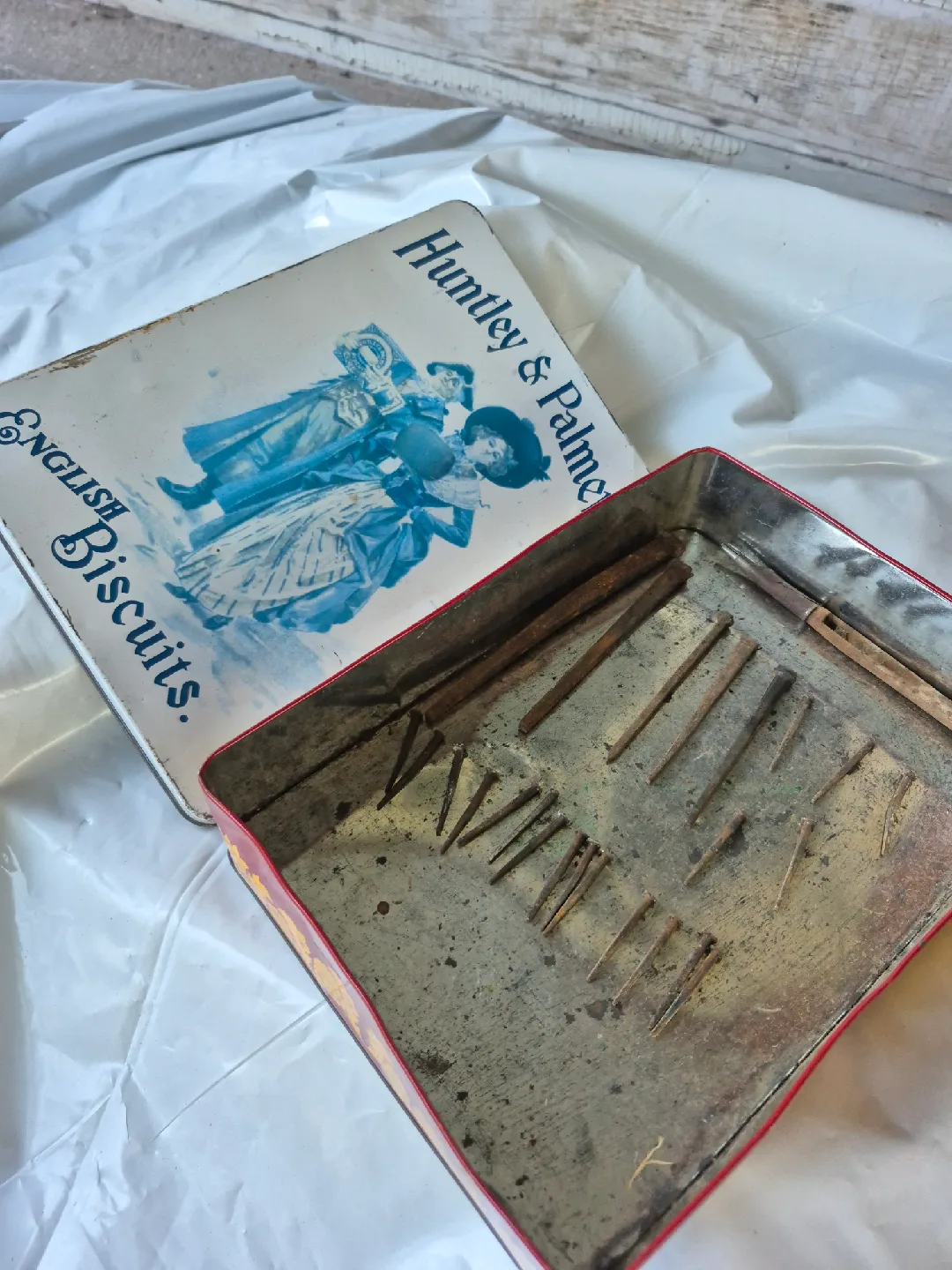 Huntley & Palmers English Biscuits Tin thumbnail