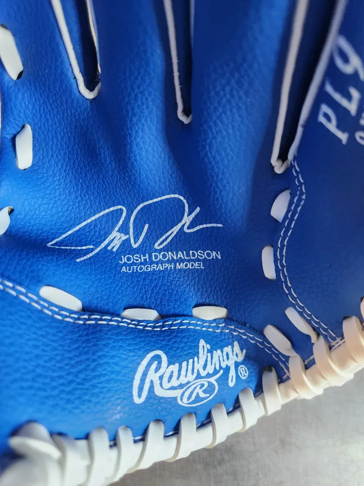 Rawlings Josh Donaldson Autograph Model Baseball Glove - 9 Inch image indicator(4)