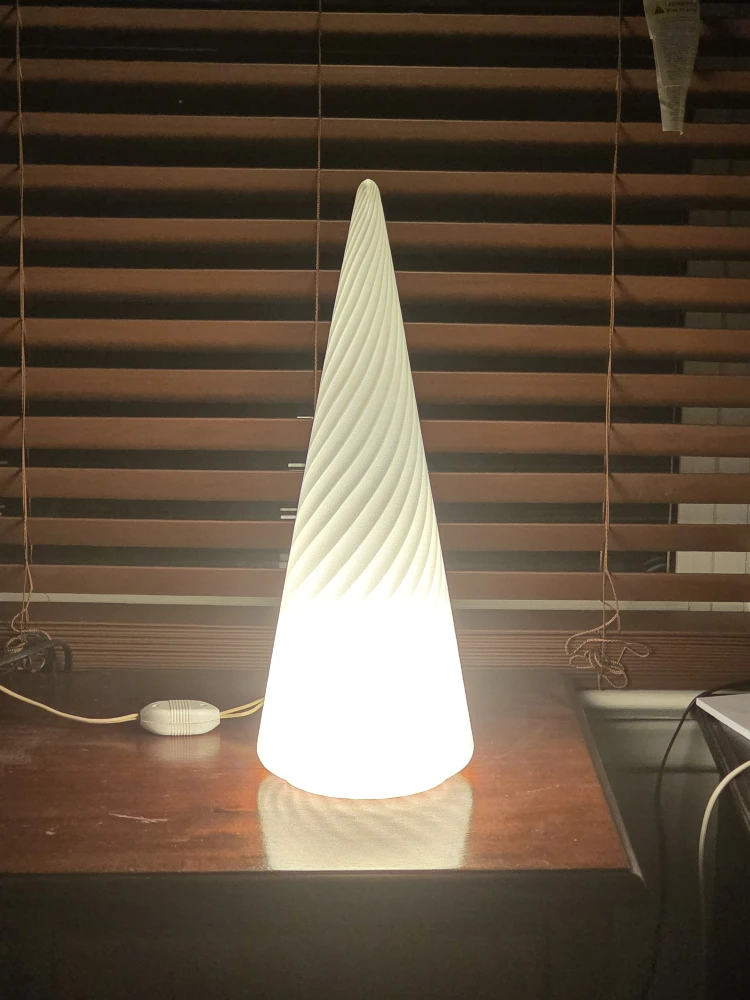 White Swirl Table Lamp - photo 2