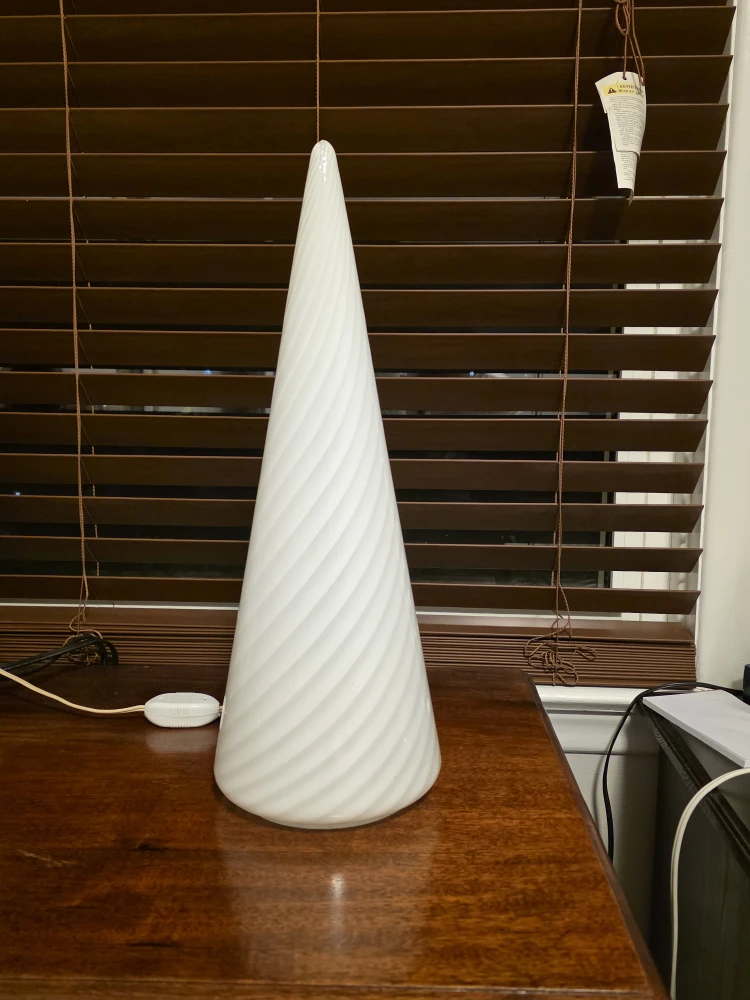 White Swirl Table Lamp