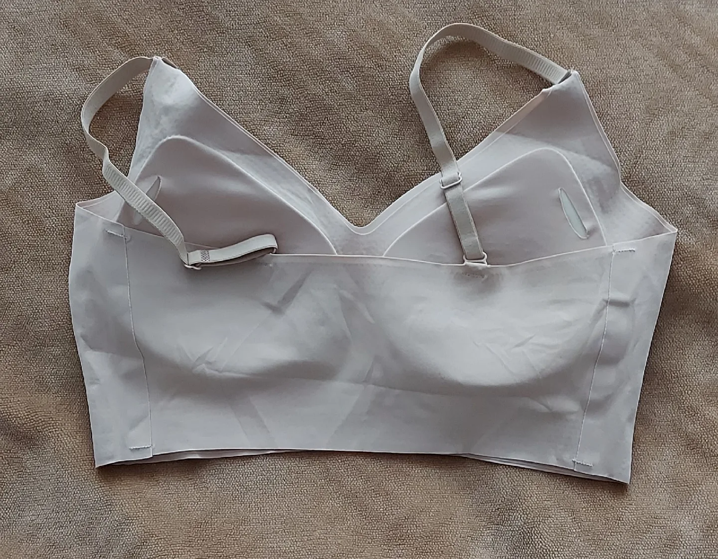 🆕Beige Bra size small - Comfortable & Supportive image indicator(3)