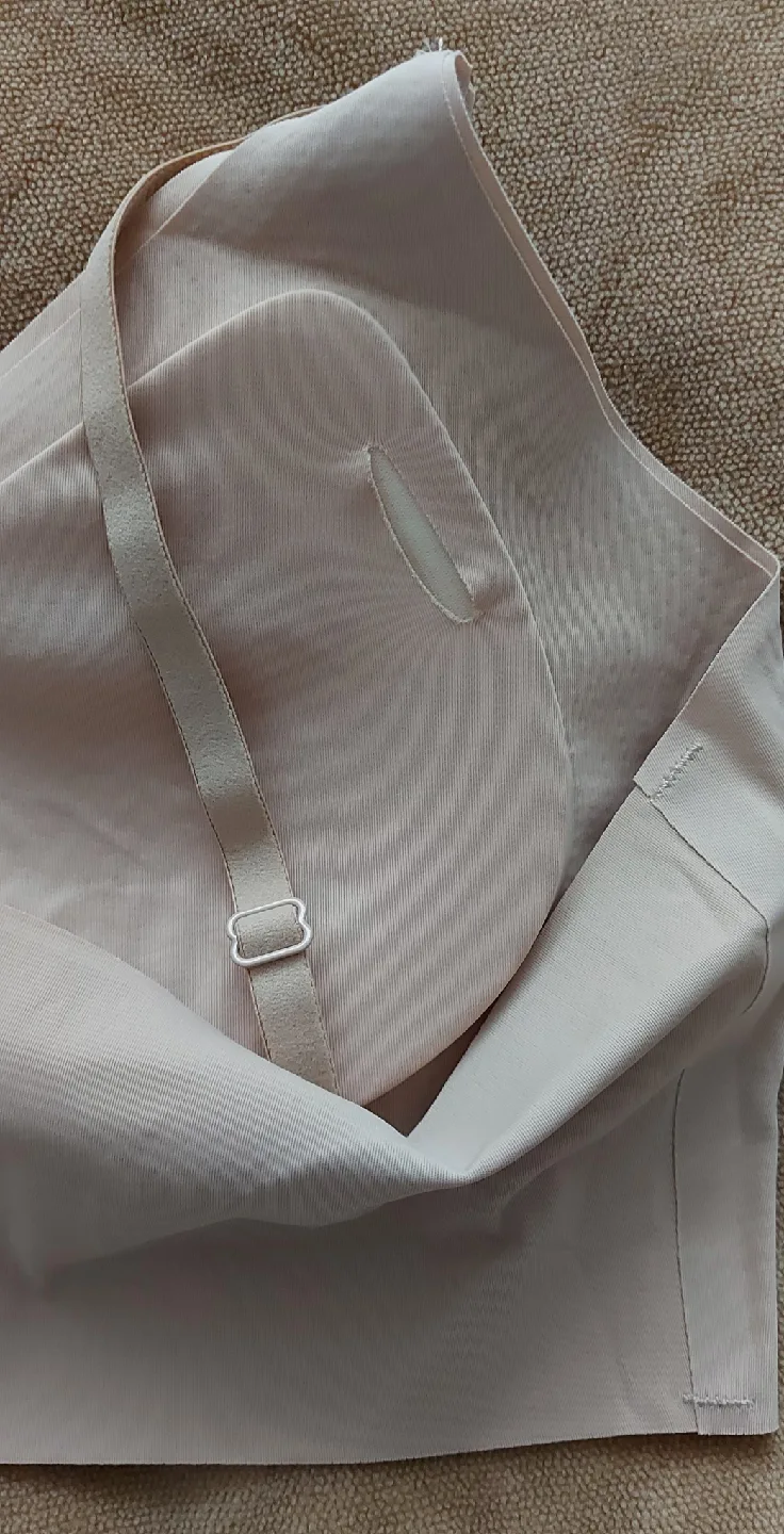 🆕Beige Bra size small - Comfortable & Supportive image indicator(4)