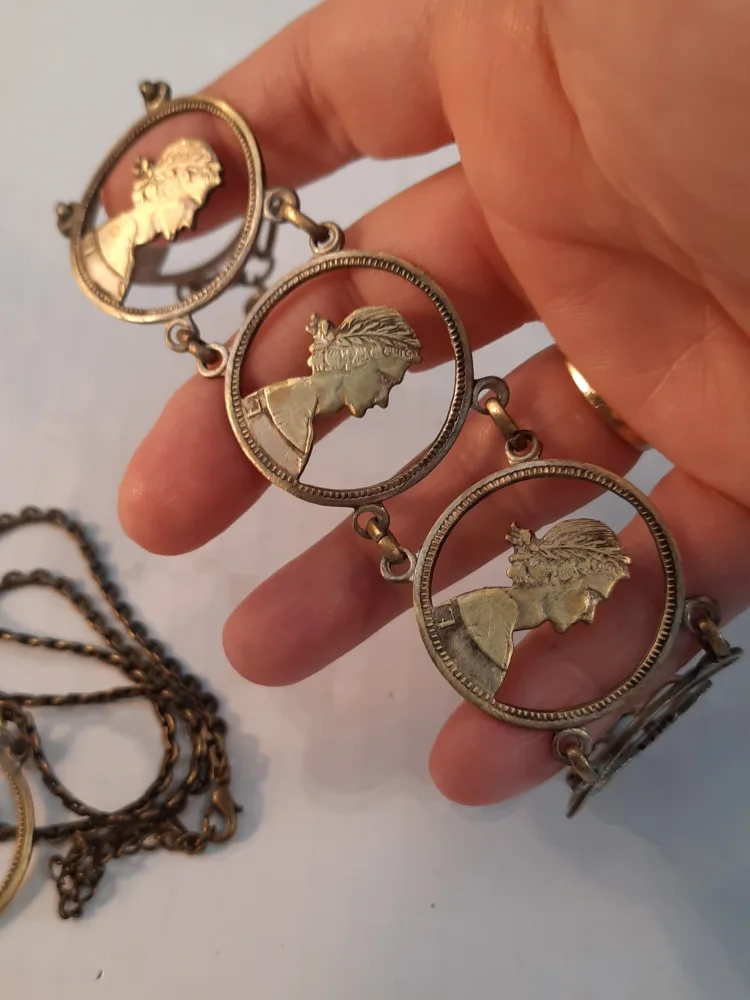 antic Cameo brass bracelet  and pendant image indicator(3)