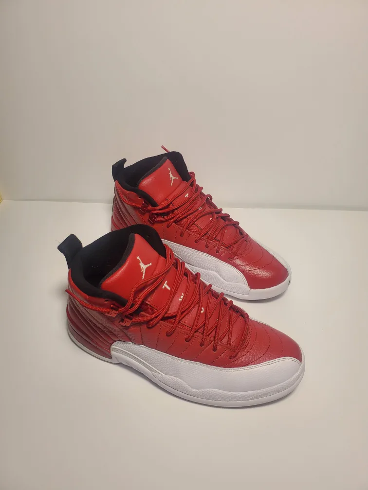 Men’s Jordan 12 Retro Gym Red 130690-600 Size 9.5 image indicator(7)