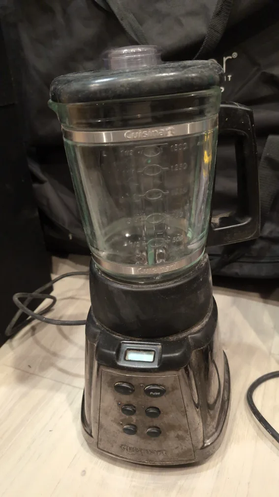 Cuisinart PowerEdge 700 Blender/Food Processor image indicator(2)