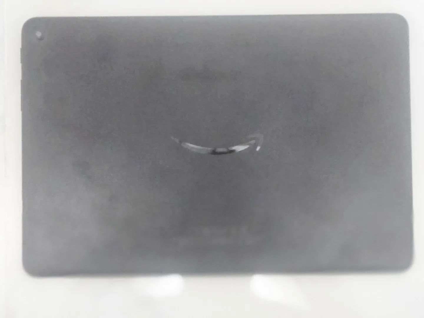 Amazon Fire HD 10 Tablet, Case & 128 GB Micro SD Card. image indicator(8)