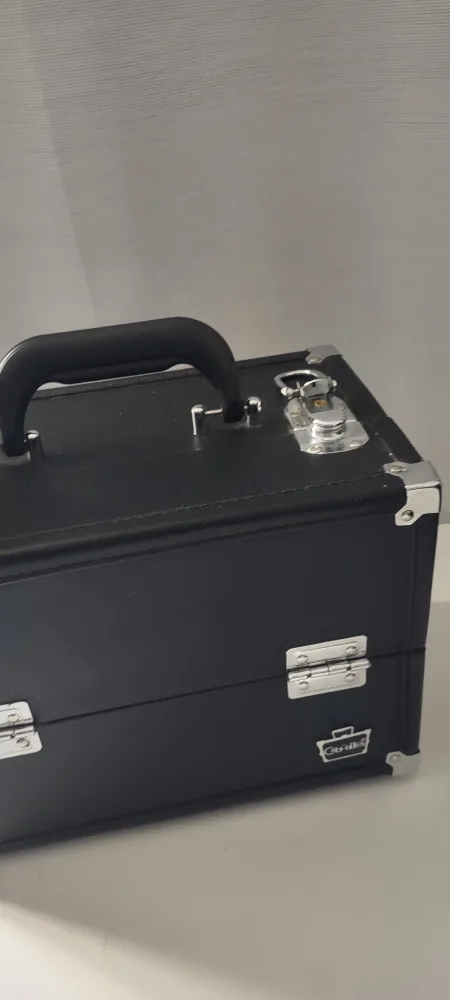 Black Makeup Organizer Case with Keys image indicator(8)