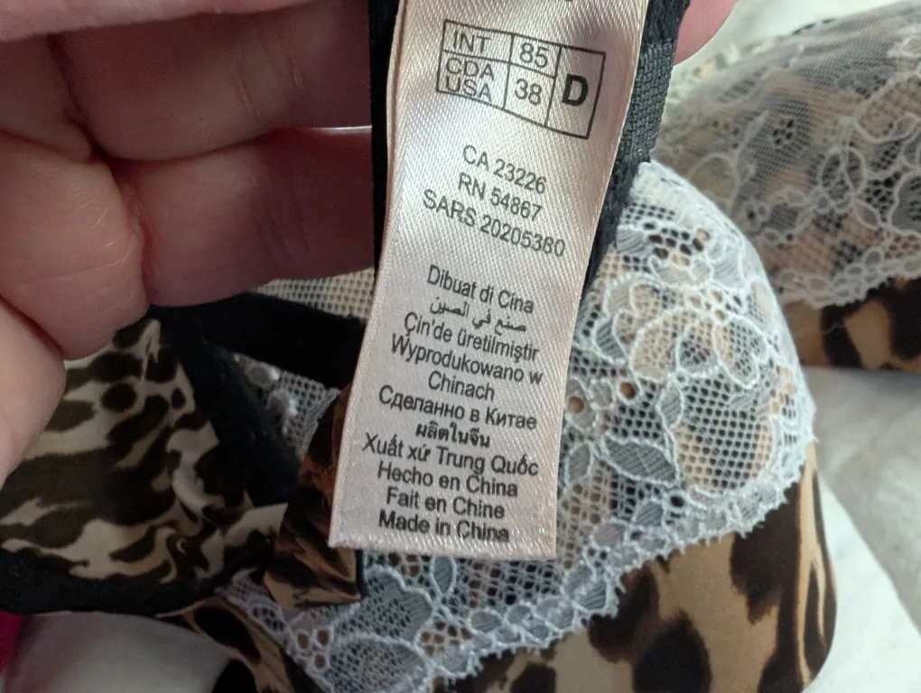 Animal Print & Lace Underwire Bra image indicator(6)