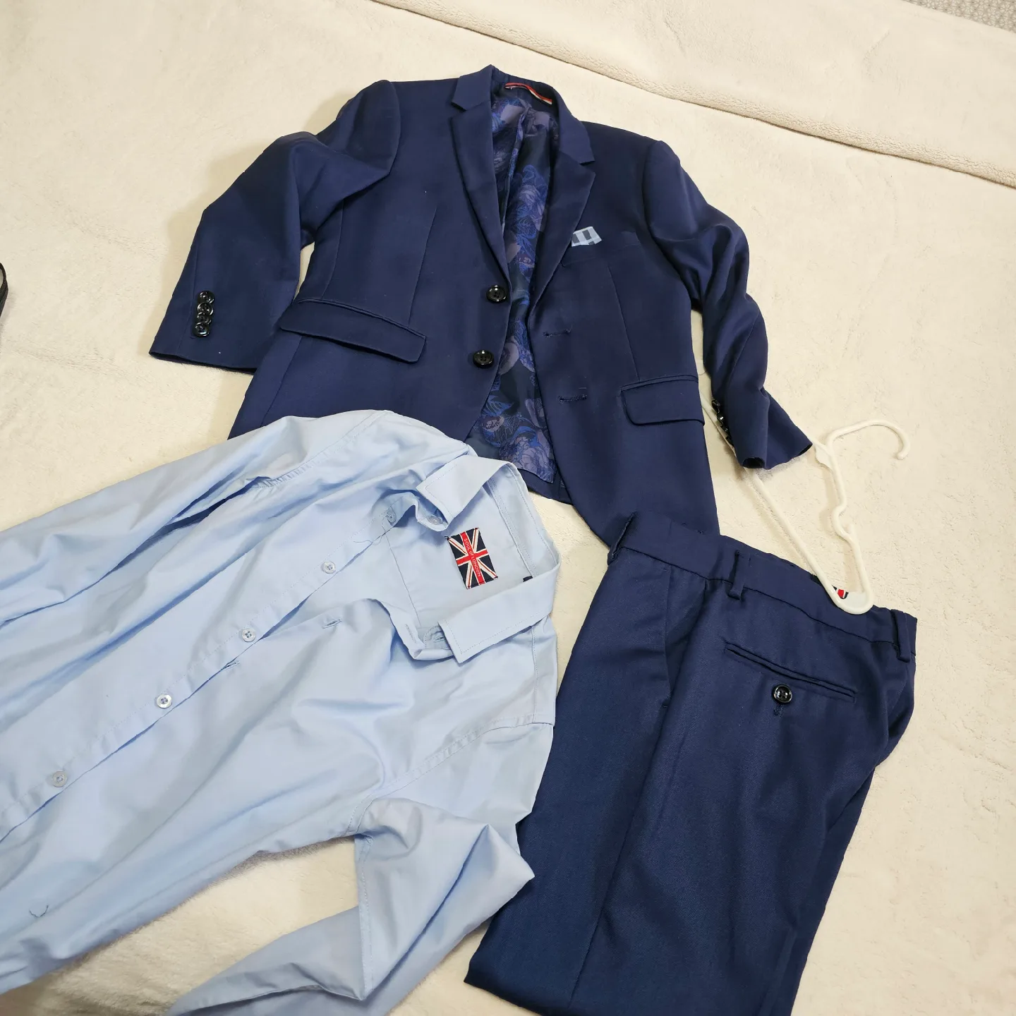 Boys 3-Piece Suit - Jacket, Pants & Shirt image indicator(5)