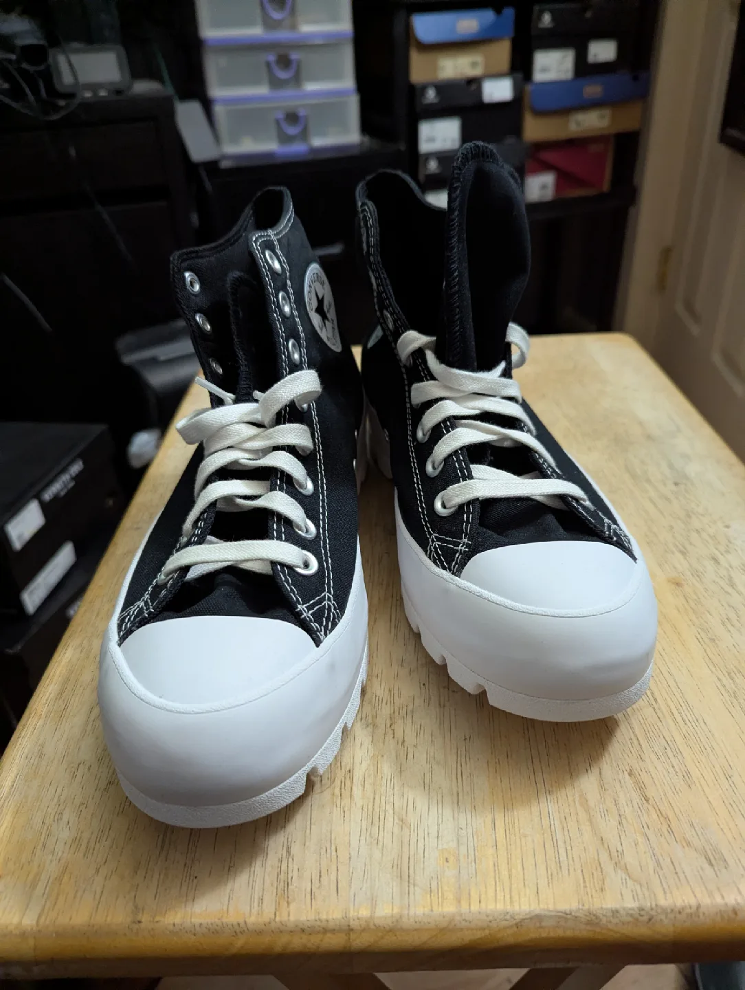 Converse All Star Lugged High Top - Women's Size 11 image indicator(2)