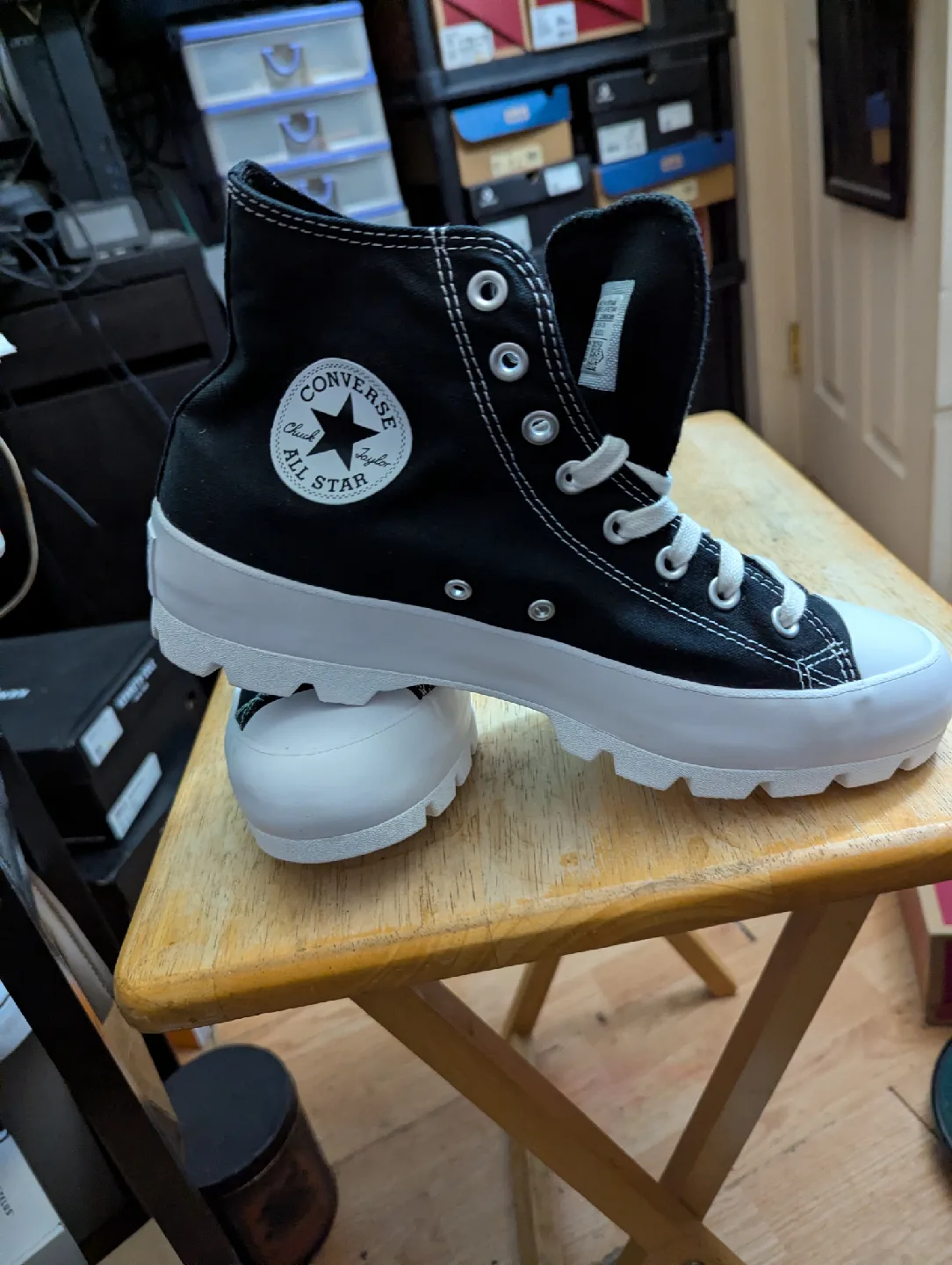 Converse All Star Lugged High Top - Women's Size 11 image indicator(3)