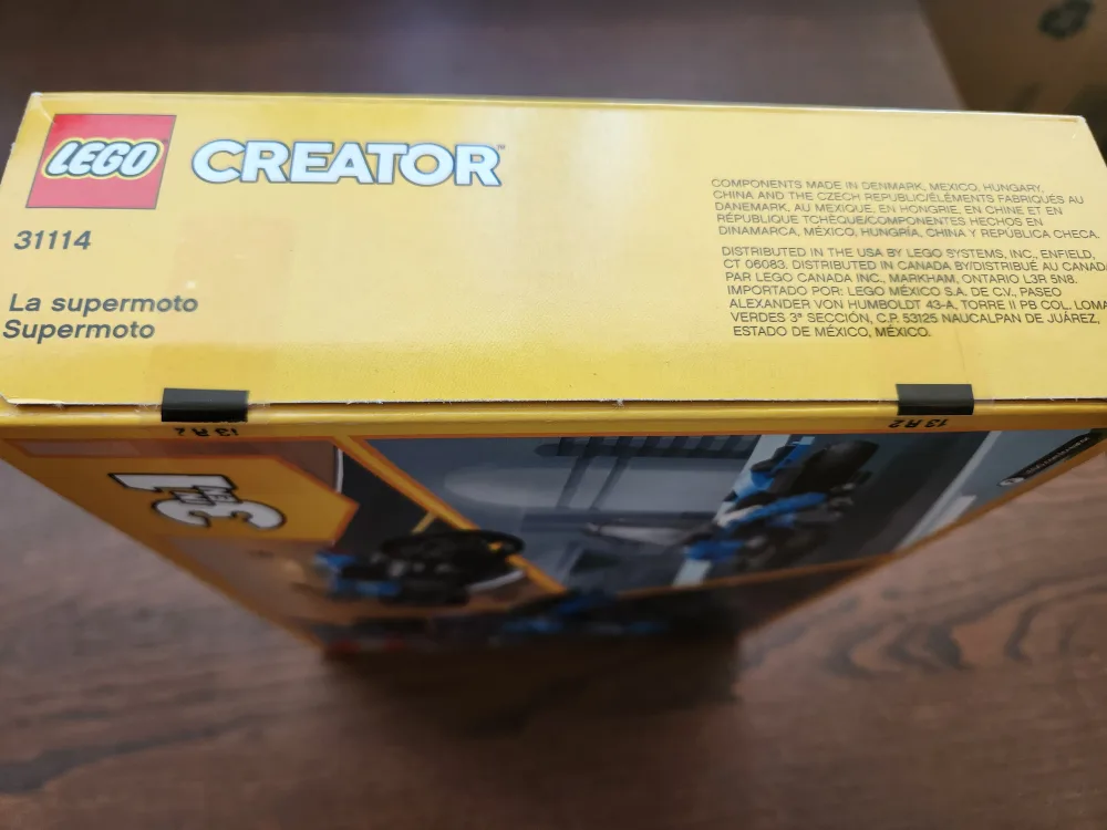 New in box: LEGO Creator 3in1 Superbike set (discontinued) image indicator(2)