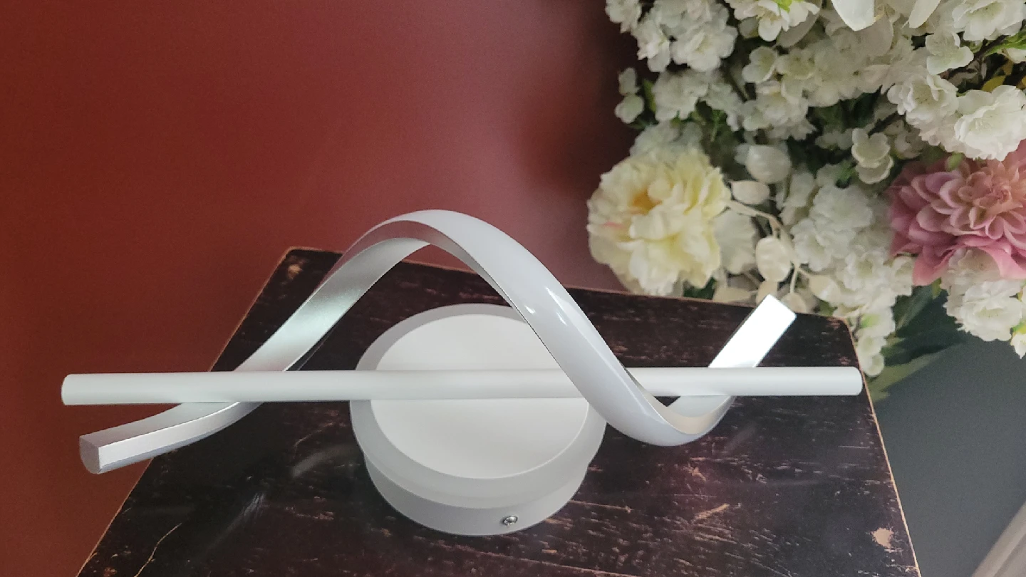 Modern LED Wall Sconce - White