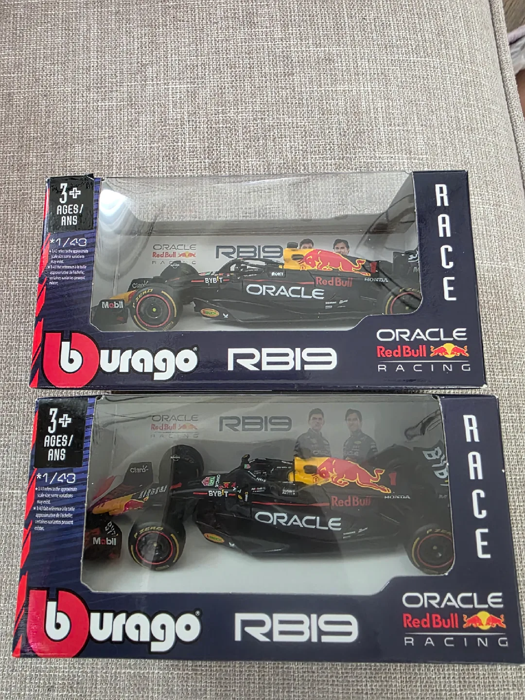 Burago RB19 Oracle Red Bull Racing 1/43 Scale thumbnail
