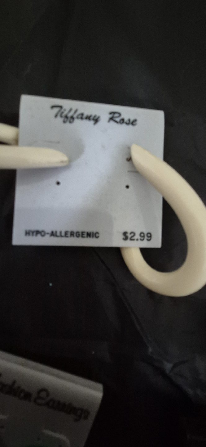 Assorted Fashion Earrings - Hypoallergenic - photo 2