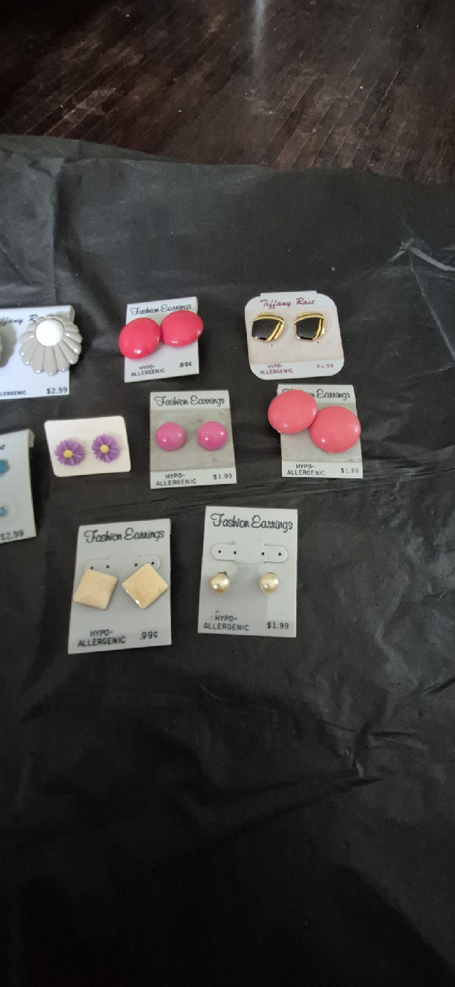 Assorted Fashion Earrings - Hypoallergenic - photo 3