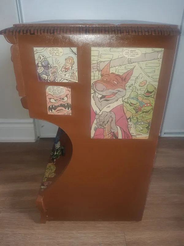 Teenage Mutant Ninja Turtles Side Table image indicator(3)