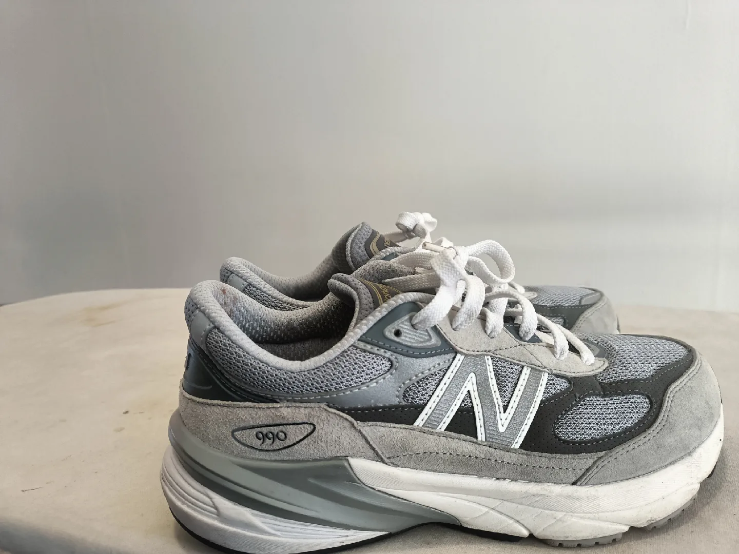 New Balance 990v6 Gray Sneakers - US Size 7