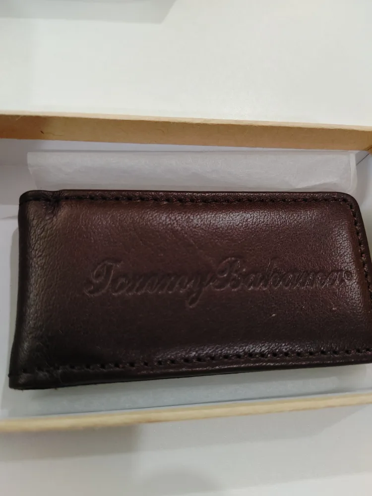 🧡BRAND NEW! TOMMY BAHAMA STRONG LEATHER MAGNETIC CASH CLIP image indicator(2)