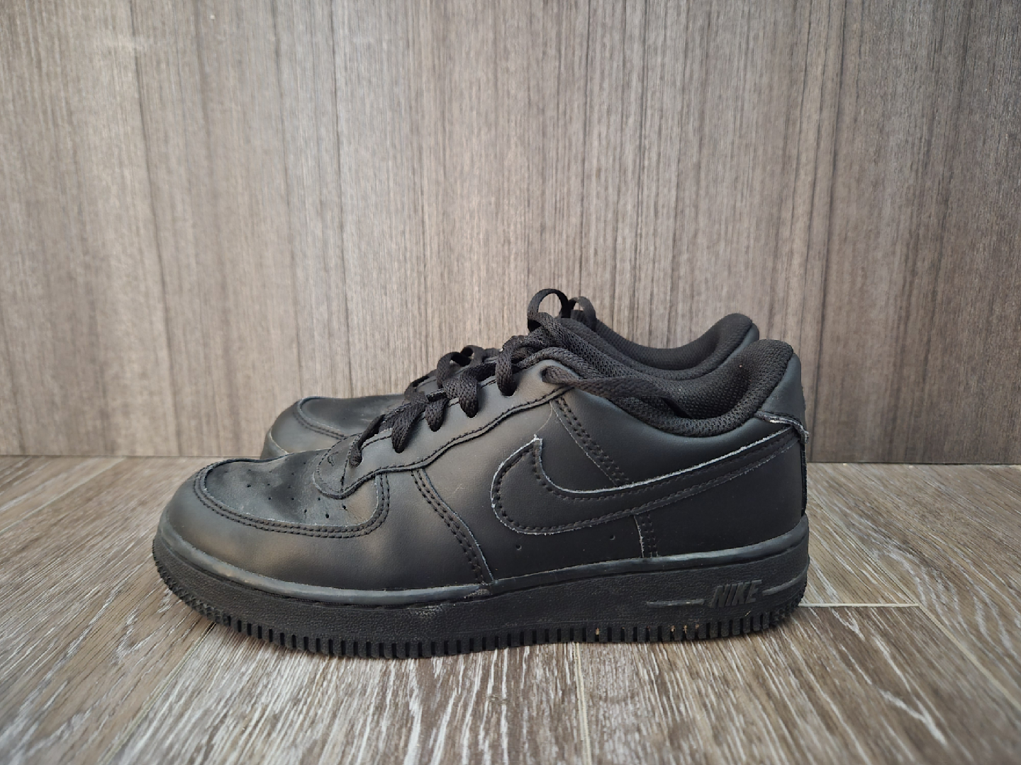 Nike Air Force 1 Low (Kids) - US 2.5Y - photo 2