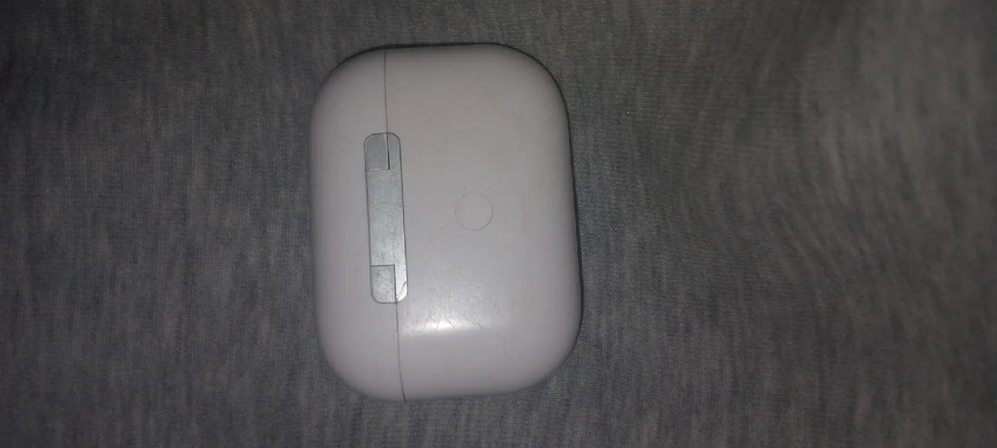 Apple AirPods Pro image indicator(3)