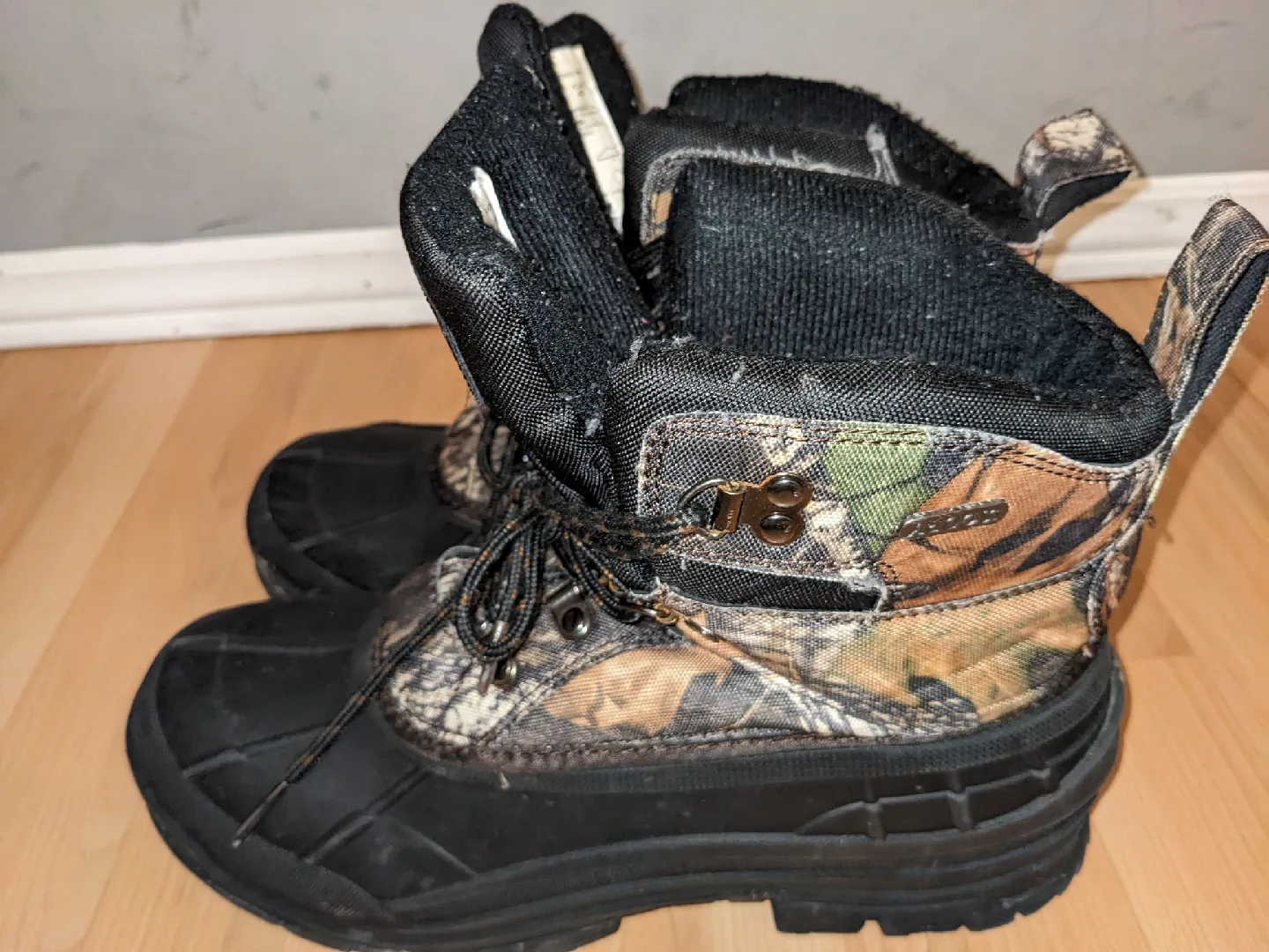 Mountain Warehouse Men Winter Boots - Men US 10 image indicator(2)