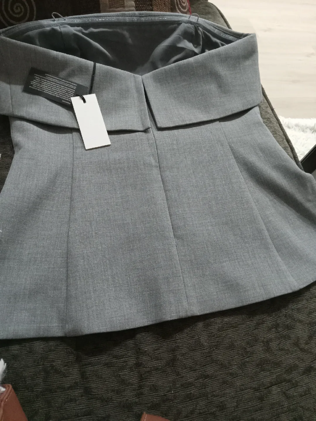 Babaton Aritzia l Shirt - Heather Dark Grey - Size 4 image indicator(2)