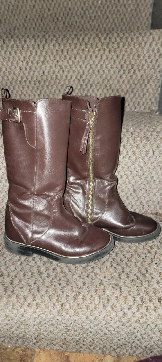 Brown Knee High Boots image indicator(2)